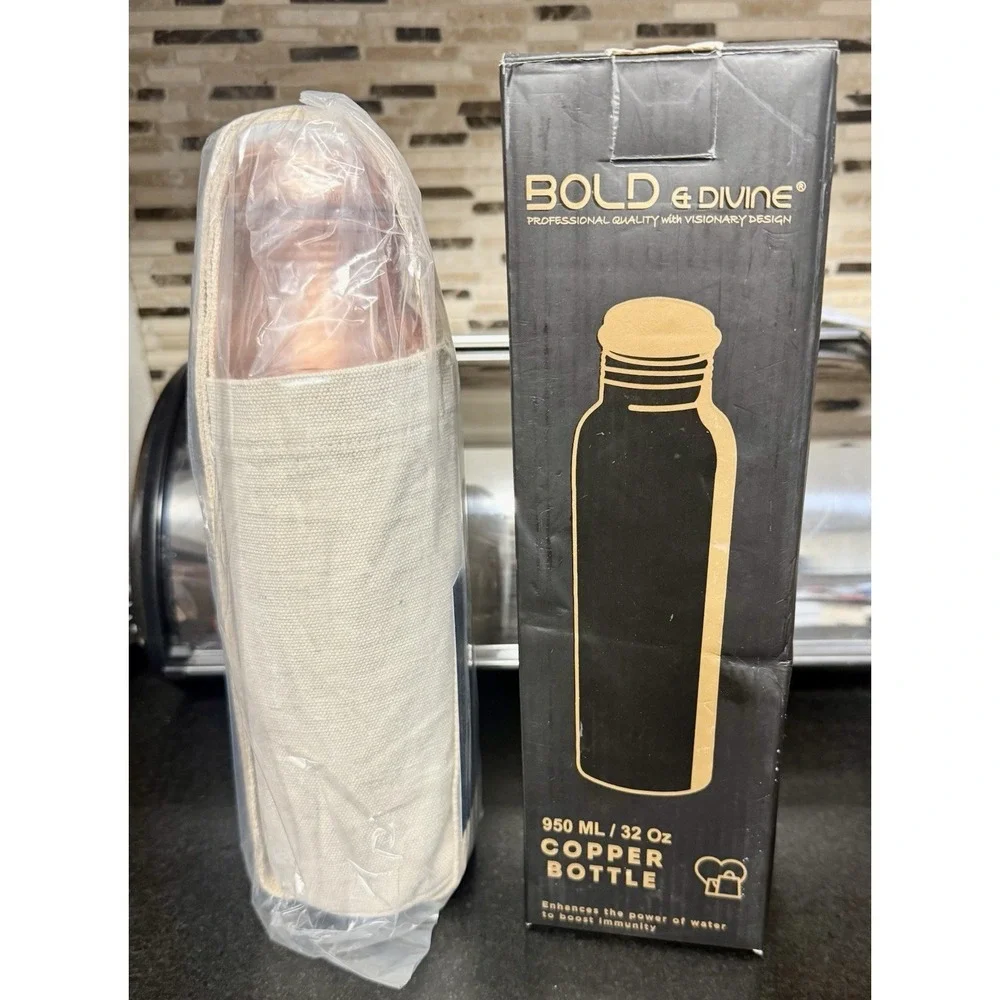 Bold & Divine Premium 32oz Pure Copper Water Bottle for Drinking Never Opened